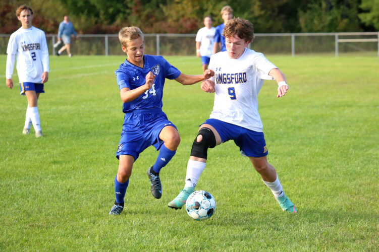 Flivvers’ winning streak snapped at Houghton